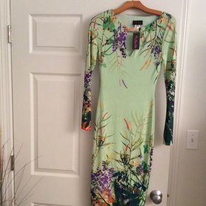 NWT “Hot Miami styles” FLORAL DRESS ,,sz Small